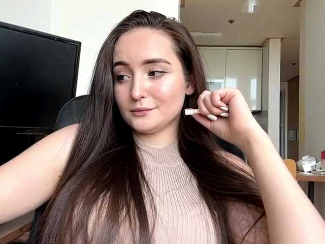 EmillyCarte live cam on BongaCams