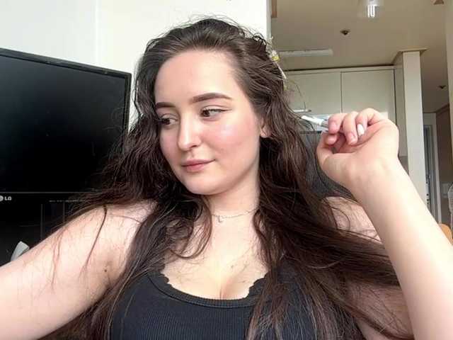 EmillyCarte live cam on BongaCams