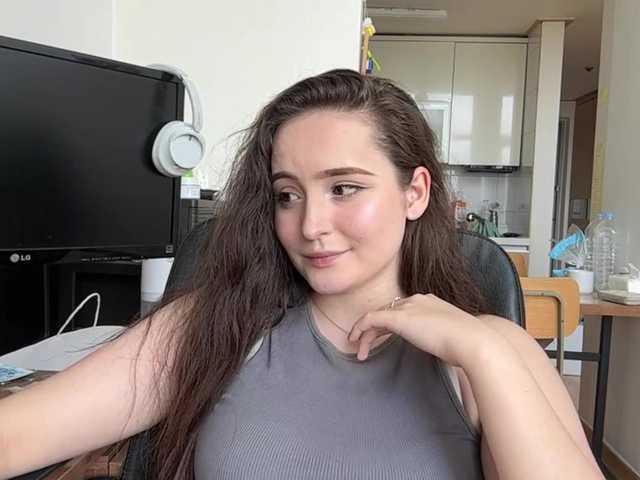 EmillyCarte live cam on BongaCams