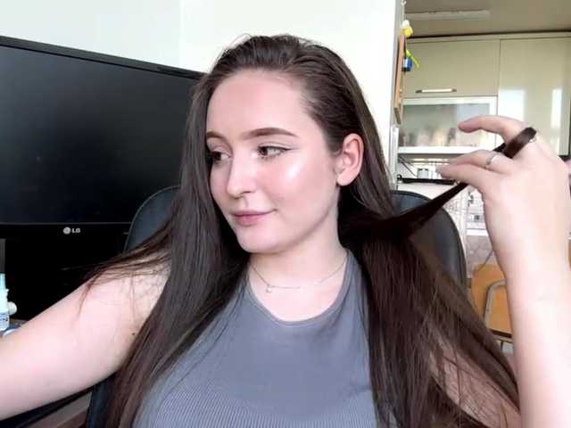 EmillyCarte live cam on BongaCams