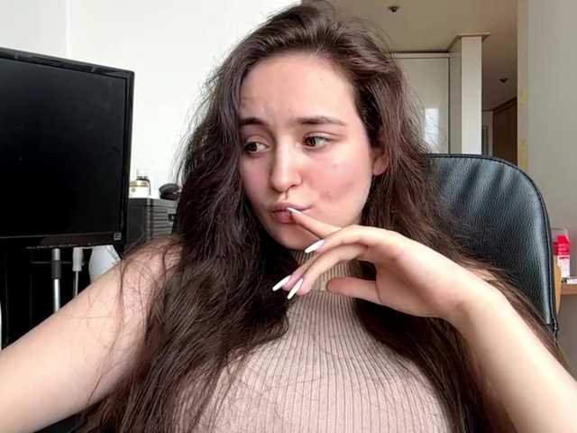 EmillyCarte live cam on BongaCams