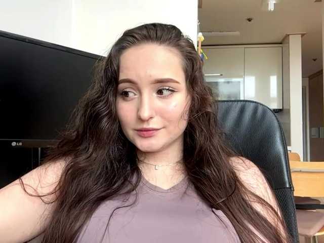 EmillyCarte live cam on BongaCams