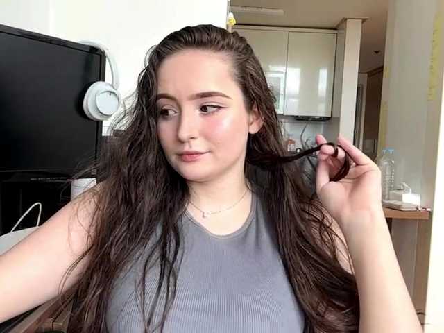 EmillyCarte live cam on BongaCams