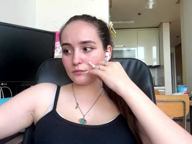 EmillyCarte live cam on BongaCams