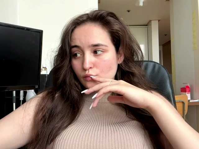 EmillyCarte live cam on BongaCams