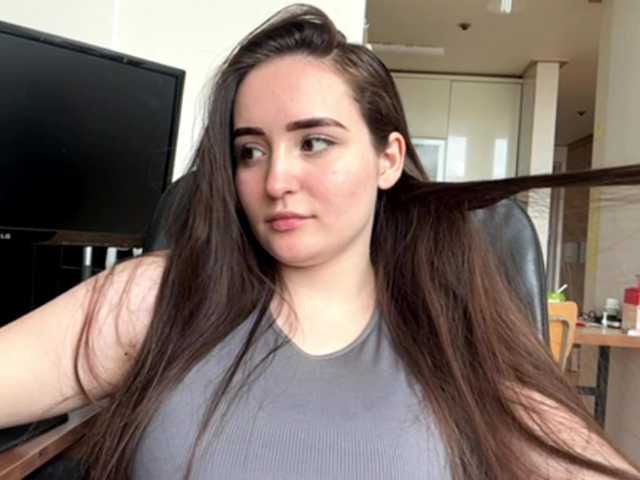 EmillyCarte live cam on BongaCams
