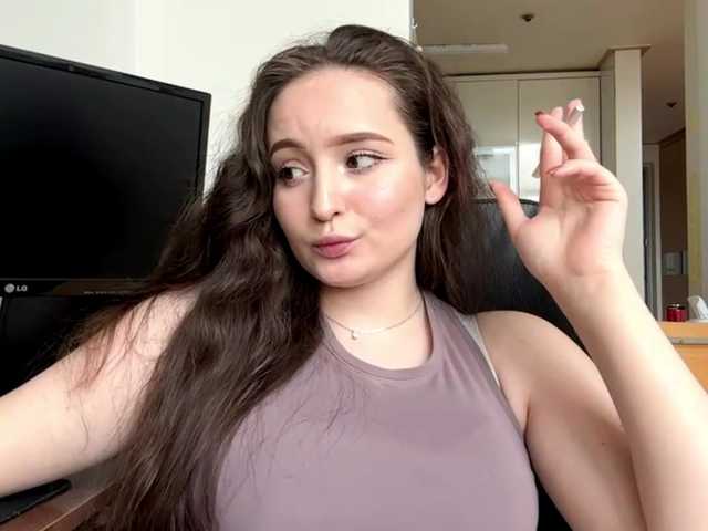 EmillyCarte live cam on BongaCams