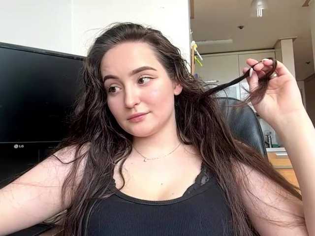 EmillyCarte live cam on BongaCams