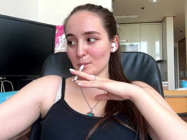 EmillyCarte live cam on BongaCams