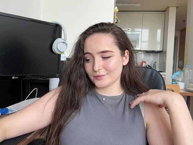 EmillyCarte live cam on BongaCams