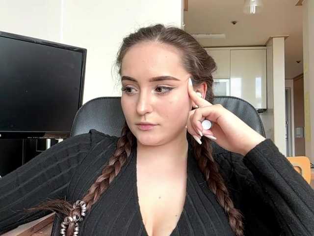 EmillyCarte live cam on BongaCams