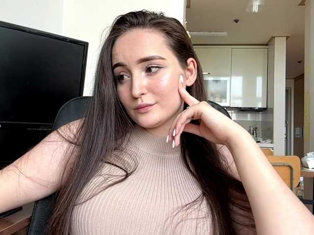 EmillyCarte live cam on BongaCams