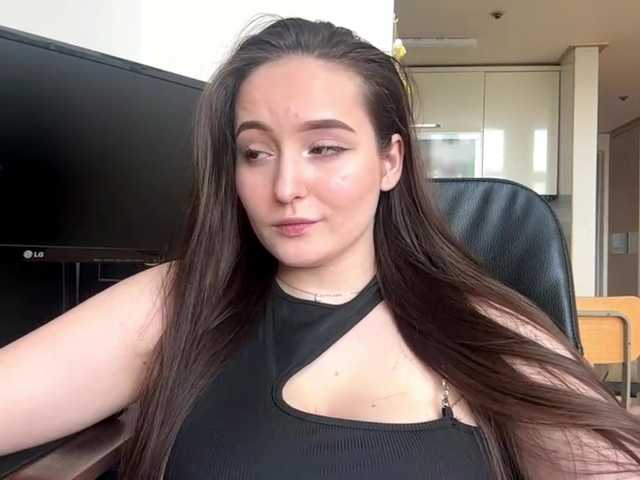 EmillyCarte live cam on BongaCams
