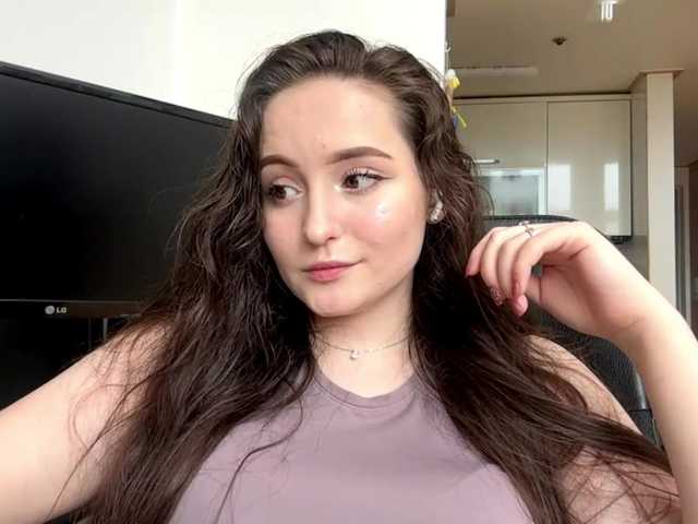 EmillyCarte live cam on BongaCams