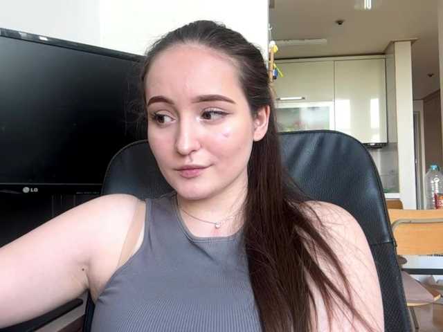 EmillyCarte live cam on BongaCams