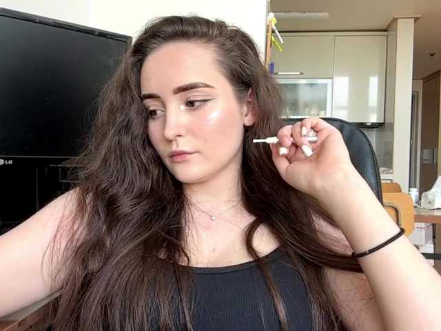 EmillyCarte live cam on BongaCams