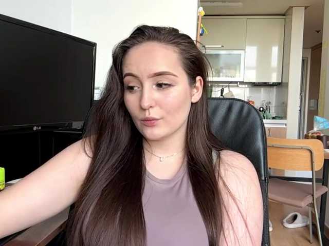 EmillyCarte live cam on BongaCams