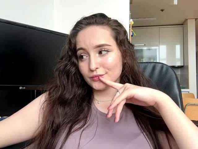 EmillyCarte live cam on BongaCams