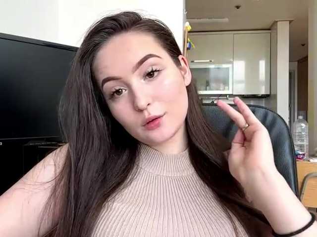 EmillyCarte live cam on BongaCams