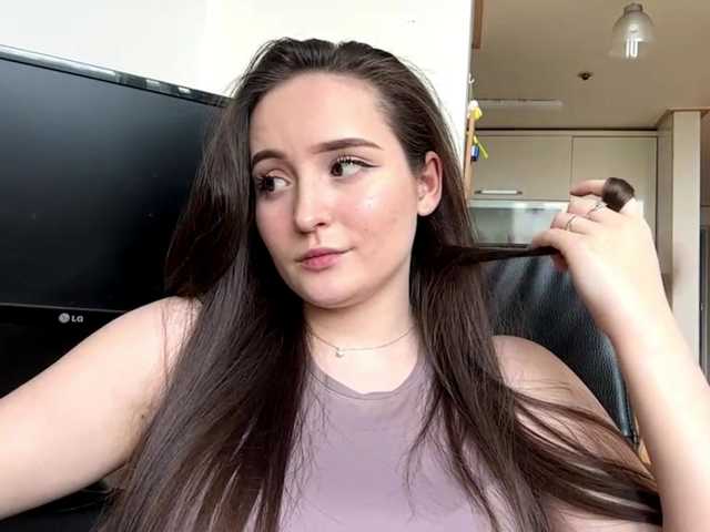 EmillyCarte live cam on BongaCams