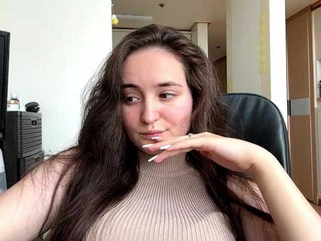 EmillyCarte live cam on BongaCams