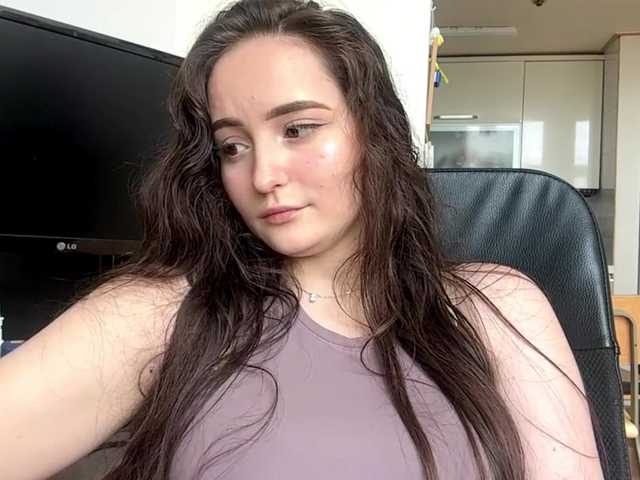 EmillyCarte live cam on BongaCams