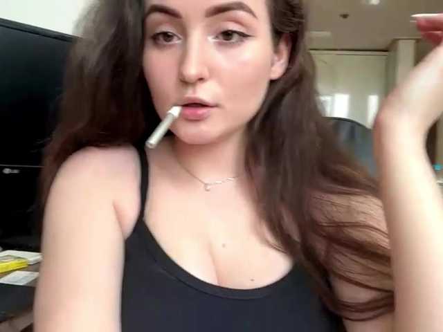 EmillyCarte live cam on BongaCams