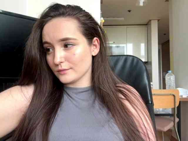 EmillyCarte webcam