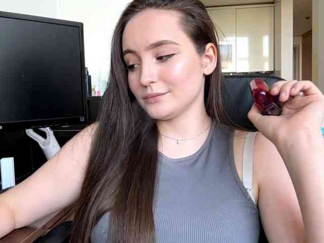 EmillyCarte webcam