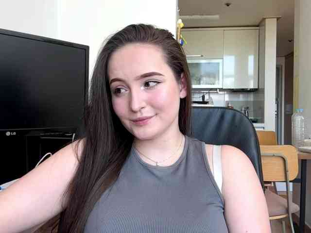 EmillyCarte webcam