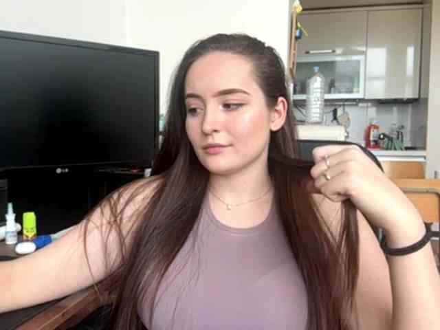 EmillyCarte webcam