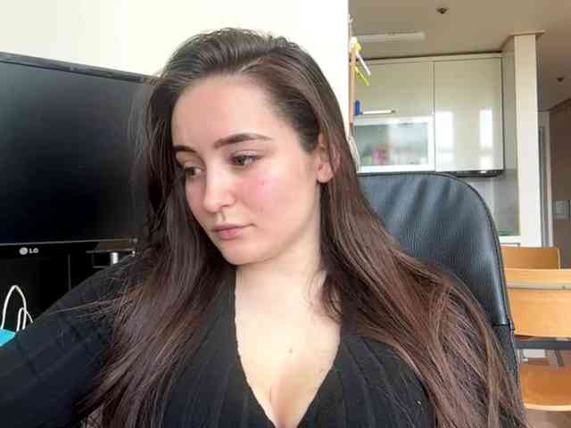 EmillyCarte webcam