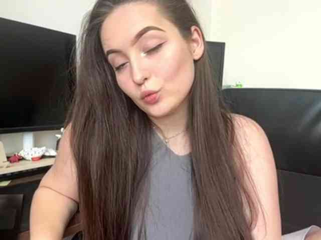 EmillyCarte webcam