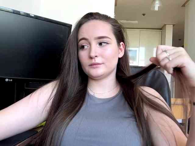 EmillyCarte webcam