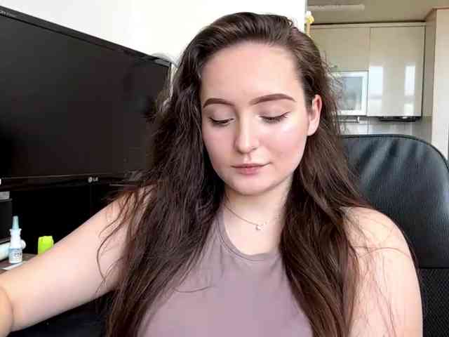 EmillyCarte webcam