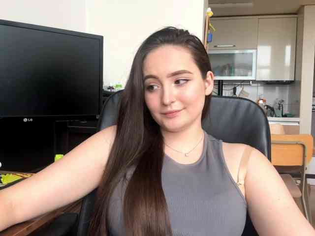 EmillyCarte webcam
