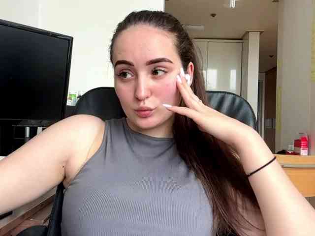 EmillyCarte webcam