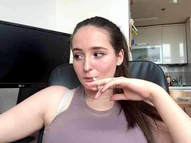 EmillyCarte webcam