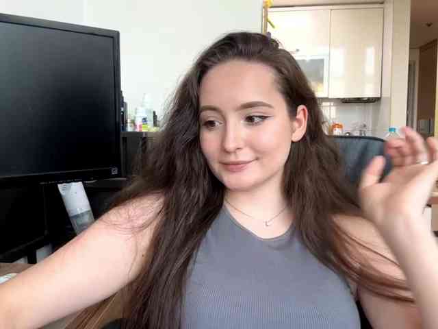 EmillyCarte webcam