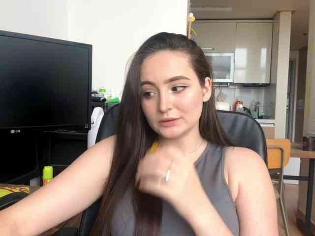 EmillyCarte webcam