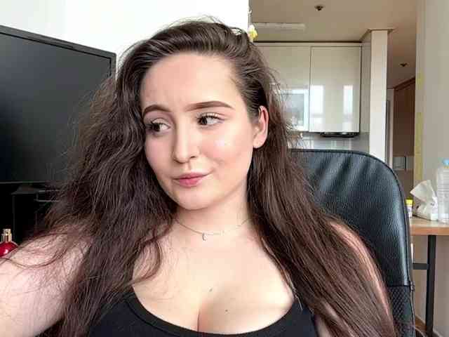EmillyCarte webcam