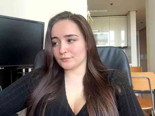 EmillyCarte webcam