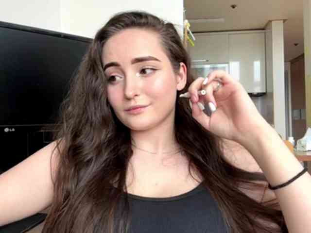 EmillyCarte webcam