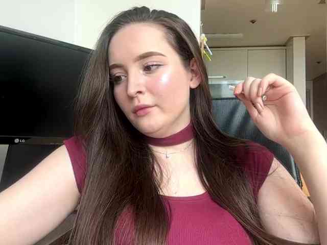 EmillyCarte webcam