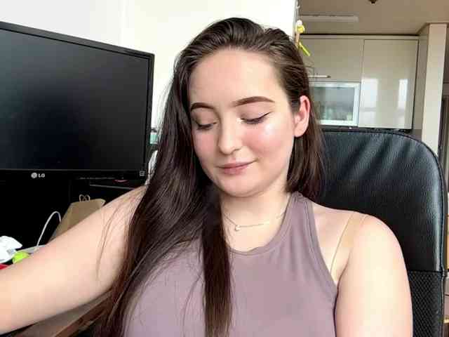 EmillyCarte webcam