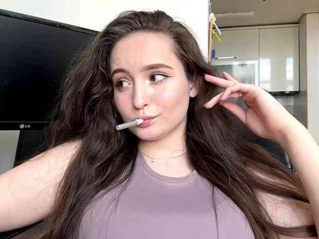 EmillyCarte webcam