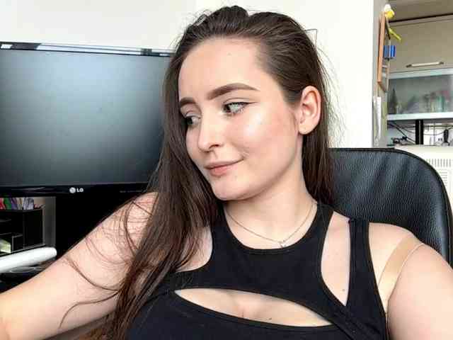 EmillyCarte webcam