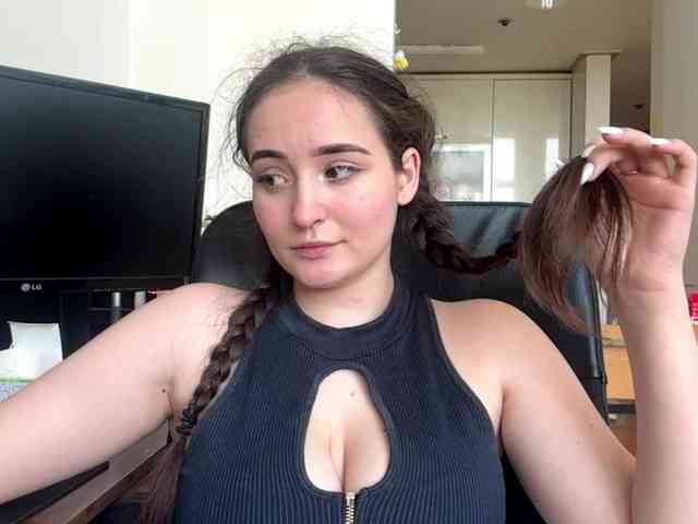 EmillyCarte webcam