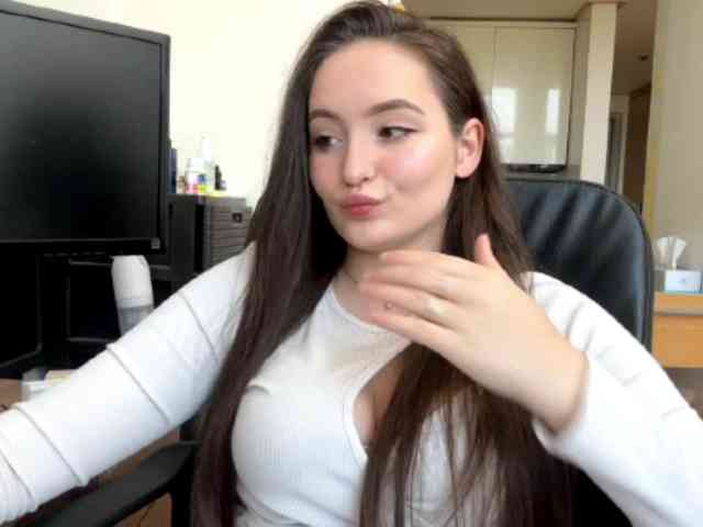 EmillyCarte webcam