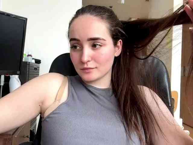 EmillyCarte webcam
